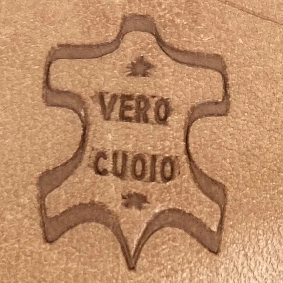 Vintage 80s Red Leather Wood Stacked Kitten Heel Pumps - Picture 12 of 14